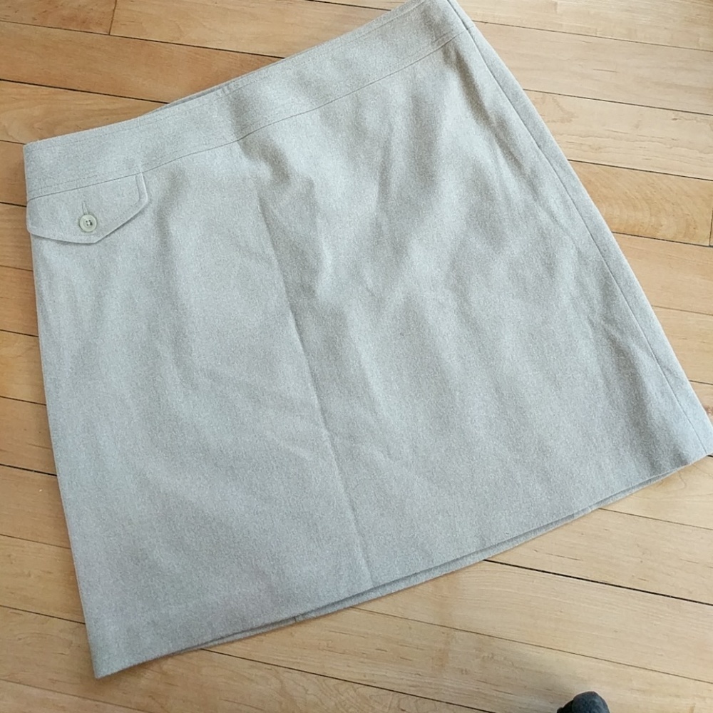 🎈Banana Republic skirt